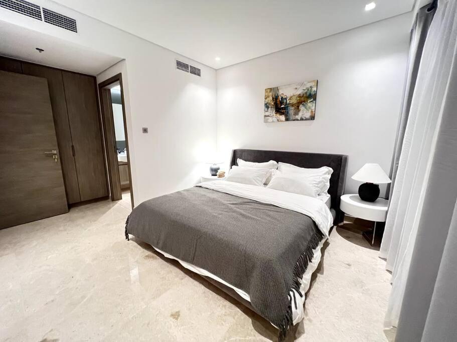 Apartment Full Burj Khalifa View, Business Bay, Dubai, 2 Bhk Dubai