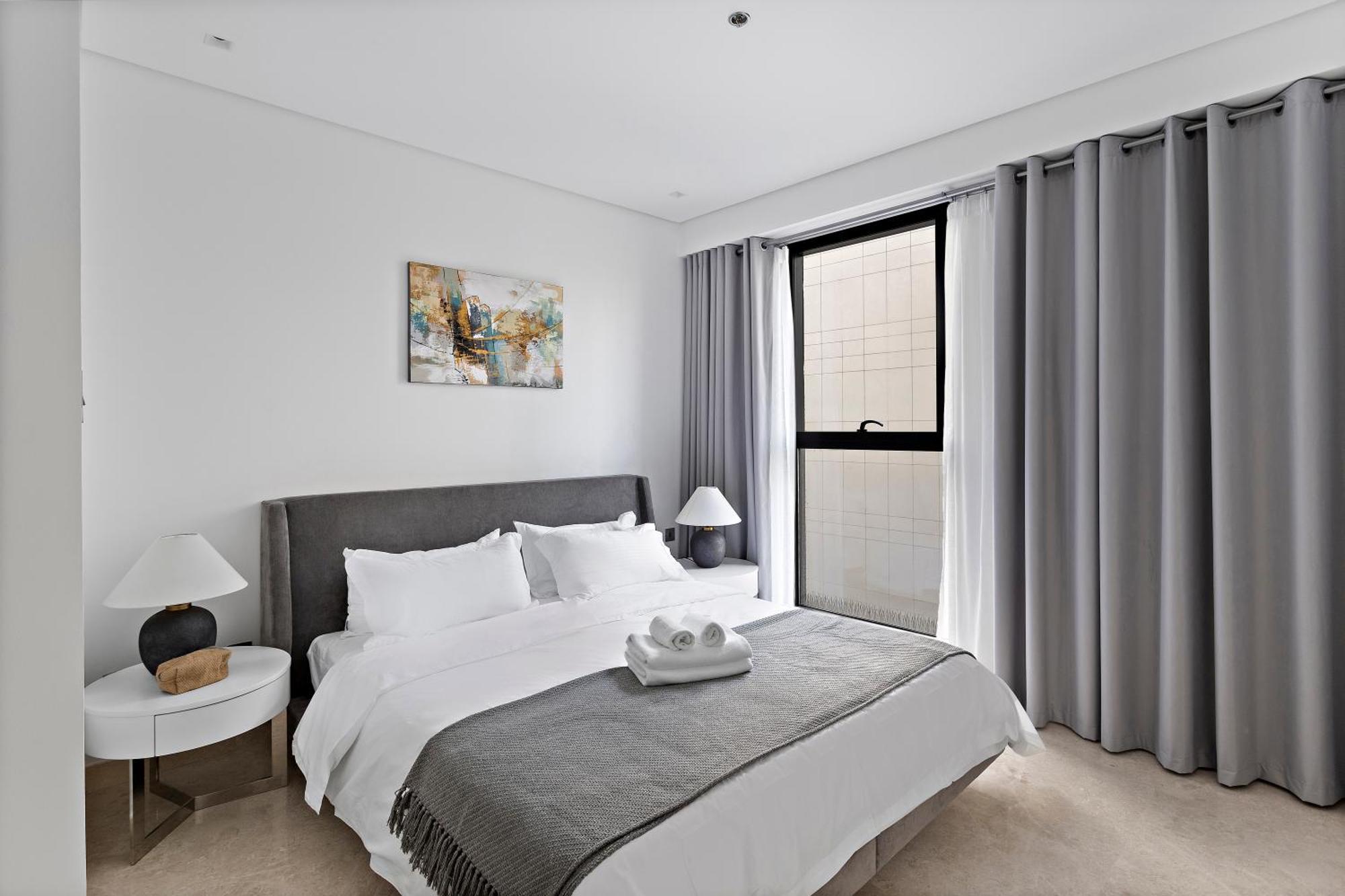 Full Burj Khalifa View, Business Bay, Dubai, 2 Bhk * Dubai