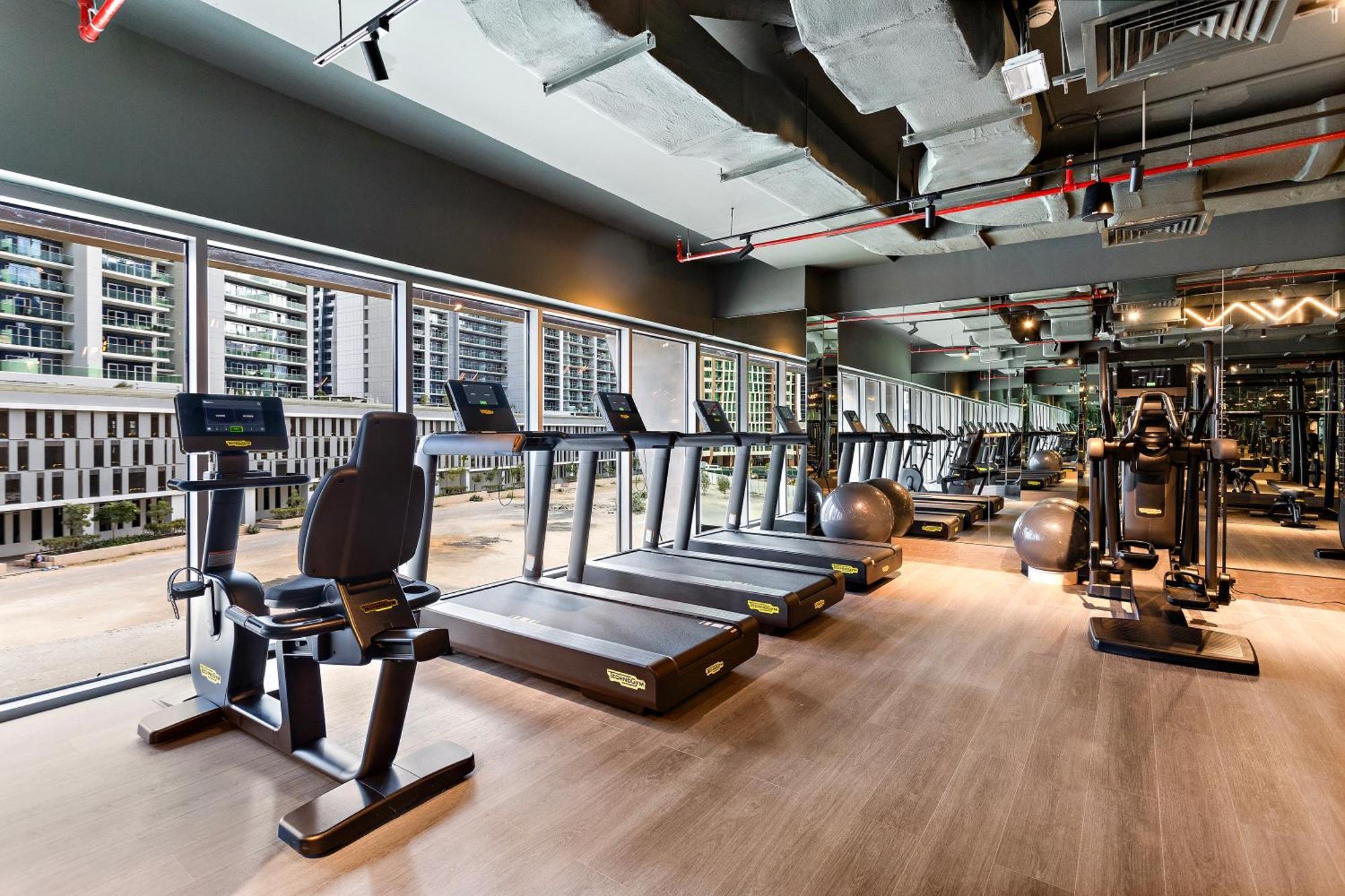 Full Burj Khalifa View, Business Bay, Dubai, 2 Bhk Apartment Dubai