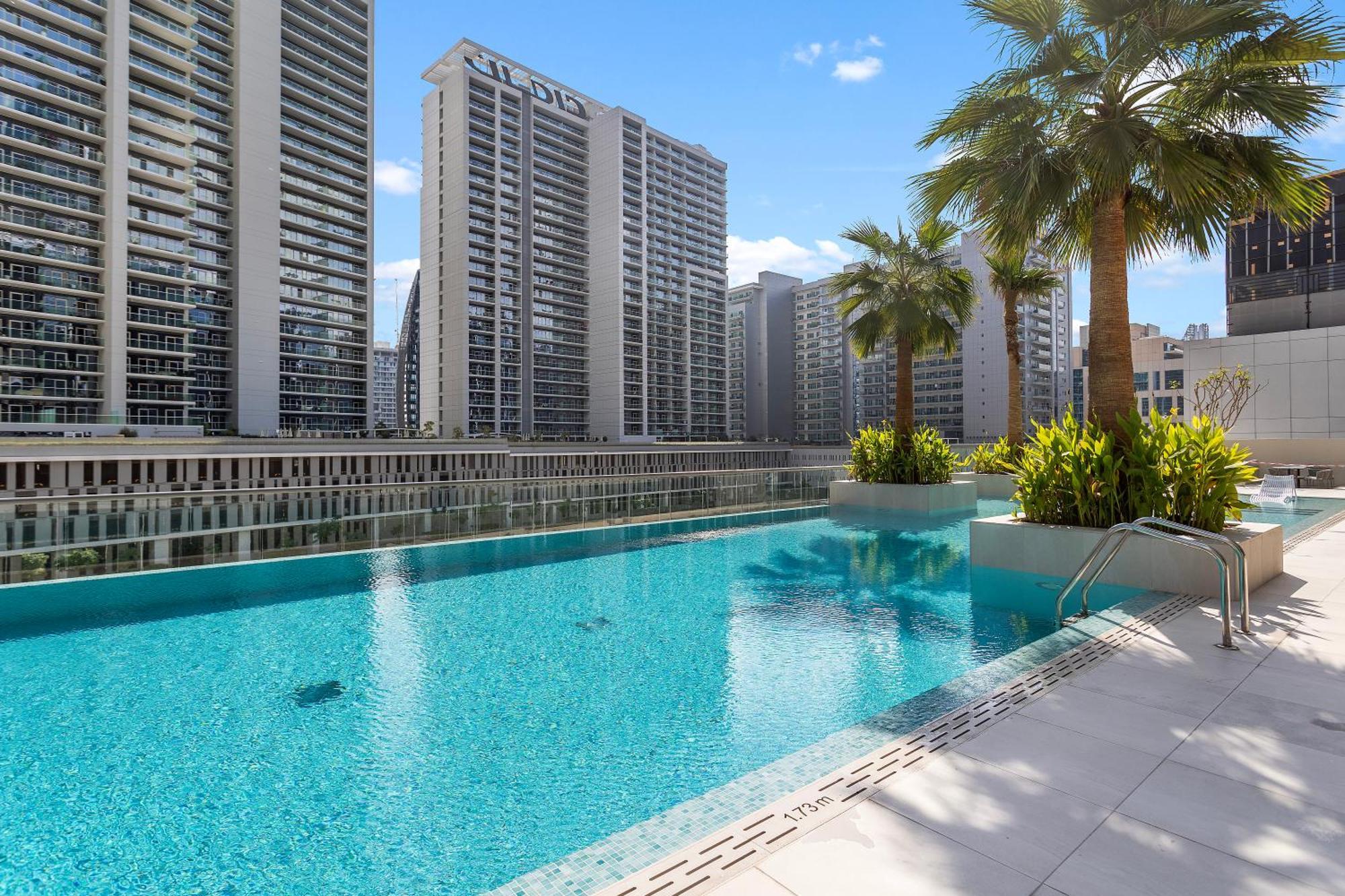 Full Burj Khalifa View, Business Bay, Dubai, 2 Bhk Apartment Dubai