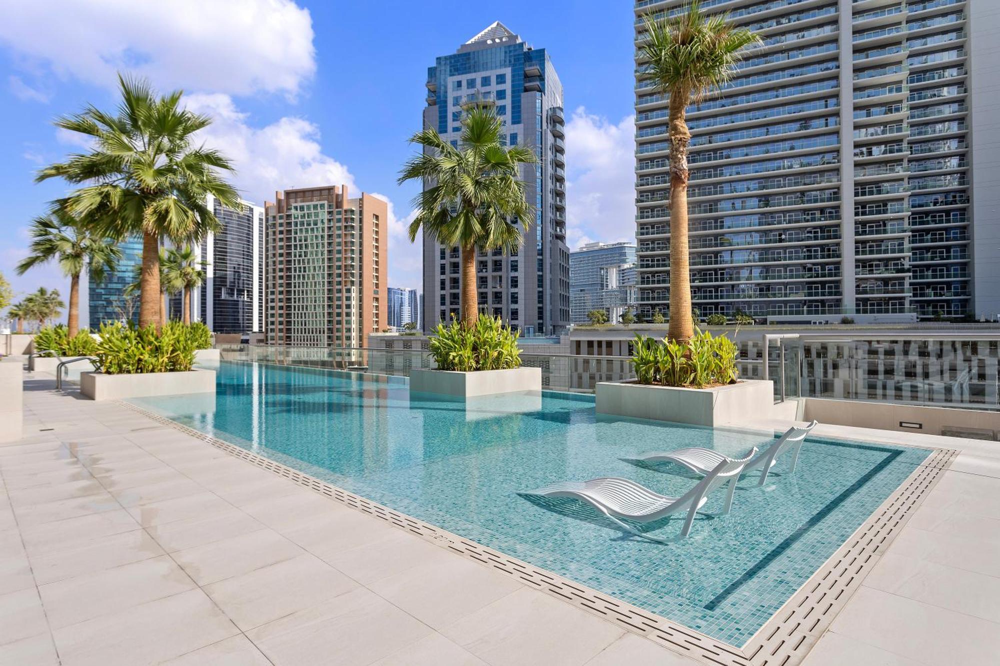 Full Burj Khalifa View, Business Bay, Dubai, 2 Bhk Apartment
